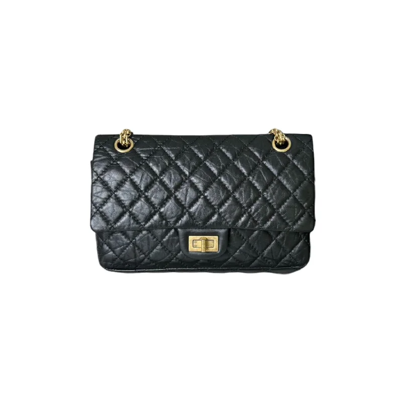 2.55 Reissue 225 Flap Aged Calfskin Quilted Black GHW