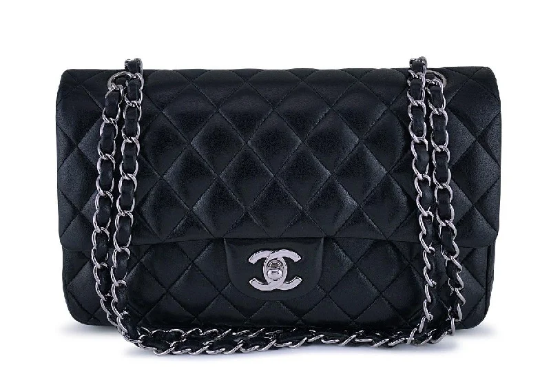 Chanel Black Lambskin Medium Classic 2.55 Double Flap Bag SHW