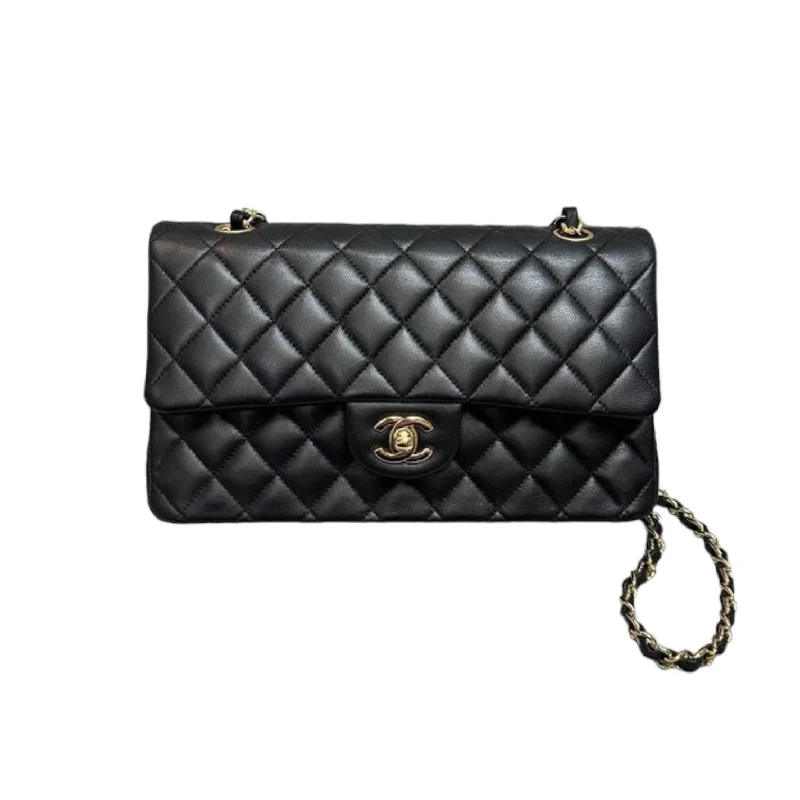 Classic Double Flap Medium Lambskin Quilted Black GHW