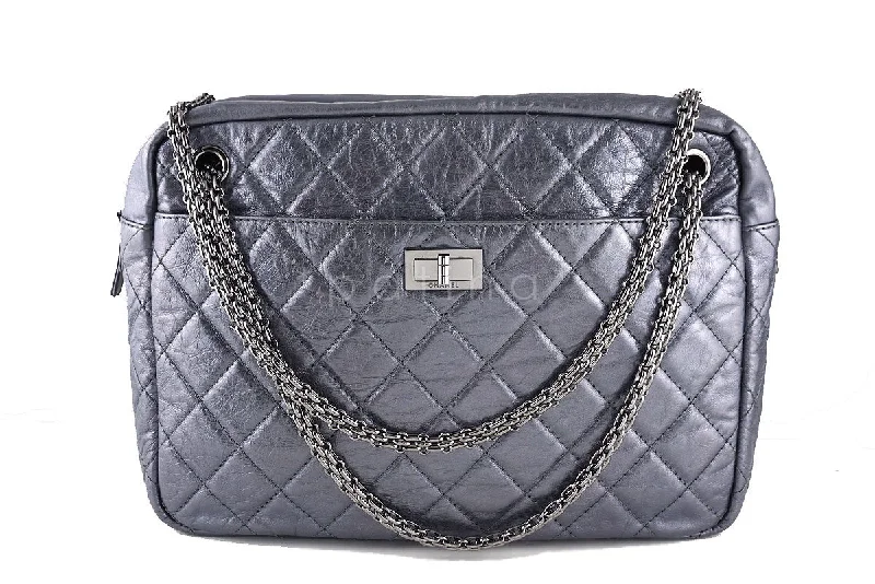 Chanel Jumbo Dark Silver Classic 2.55 Reissue Camera Case Bag