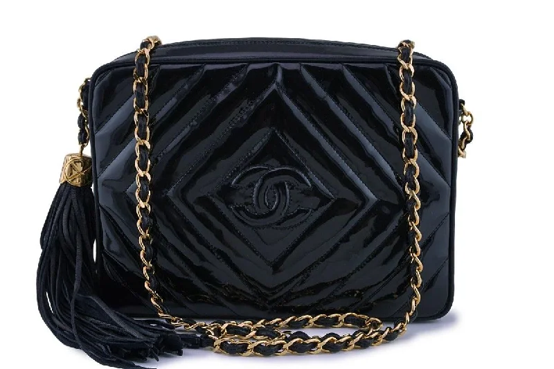 Chanel Pristine Vintage Black Patent Classic Quilted Camera Case Bag