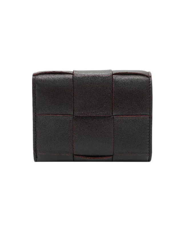 Bottega Veneta Trifold Grape Wallet  AVL1517