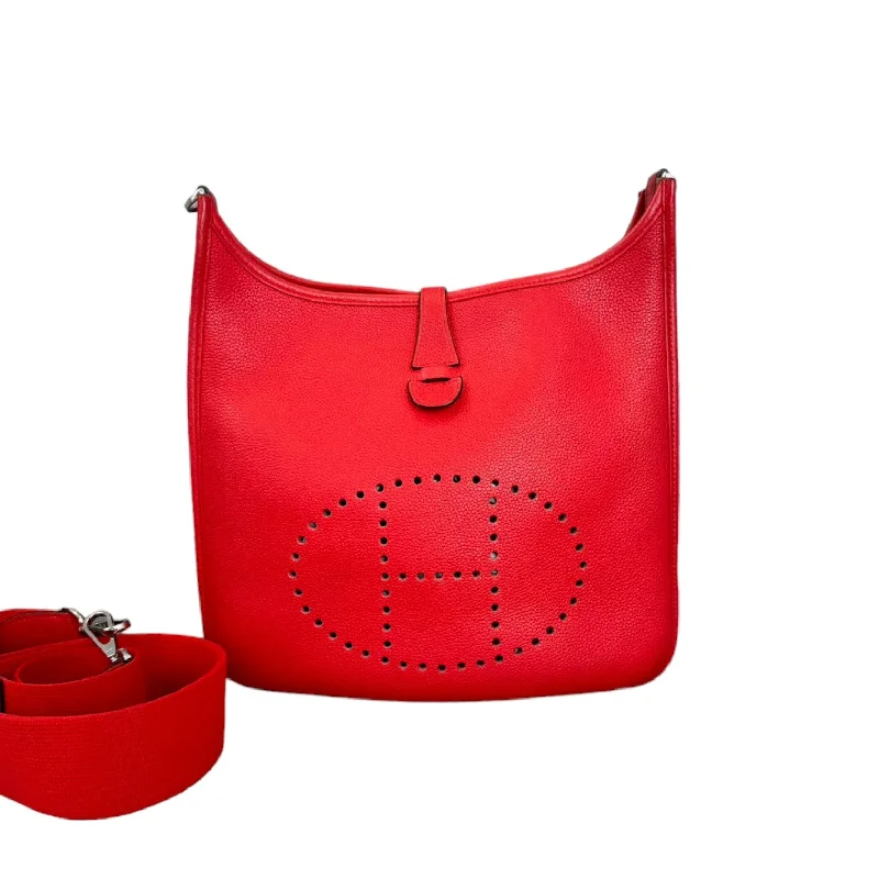 Evelyne III PM Taurillon Clemence Calfskin Red PHW